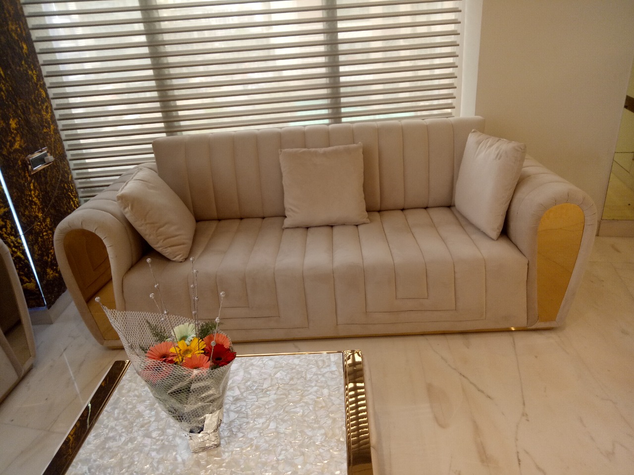custom furniture manufacturer in mumbai